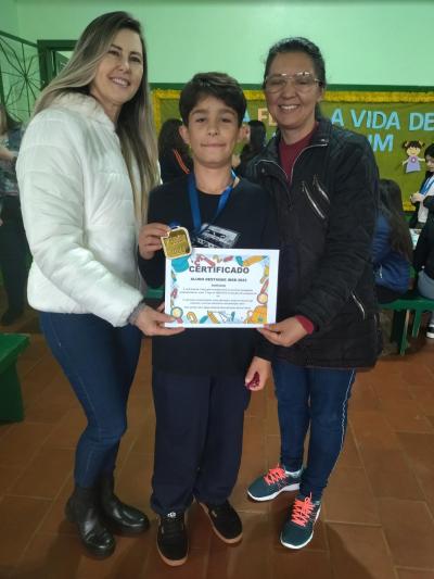 Escola Padre Gerson Galvino de Laranjeiras entrega Certificados e Medalhas aos Alunos Pelo 1Âº Lugar no IDEB 2024
